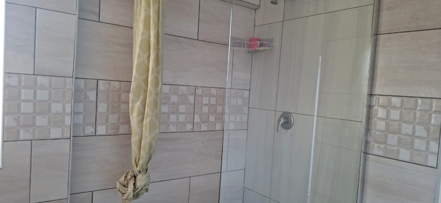 2 Bedroom Property for Sale in Southernwood Eastern Cape